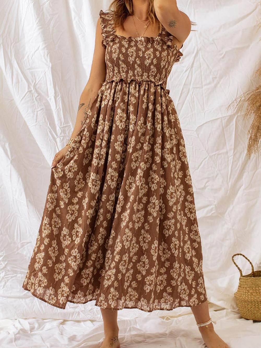Altar’d State Mocha Ania Floral Smocked Maxi Dress Metallic Thread Like New - Picture 5 of 5